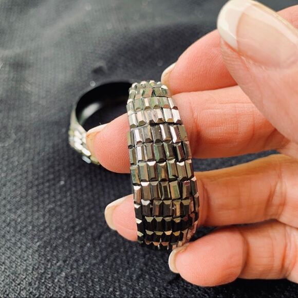 Silver Huggie Hoop Earings NWOT - Picture 3 of 7